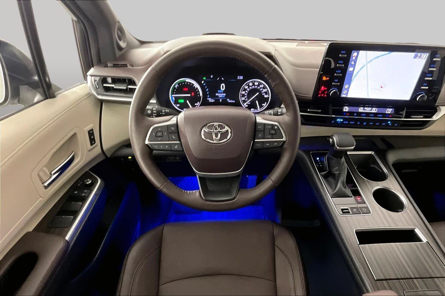 2021 Toyota Sienna Platinum - Photo 6