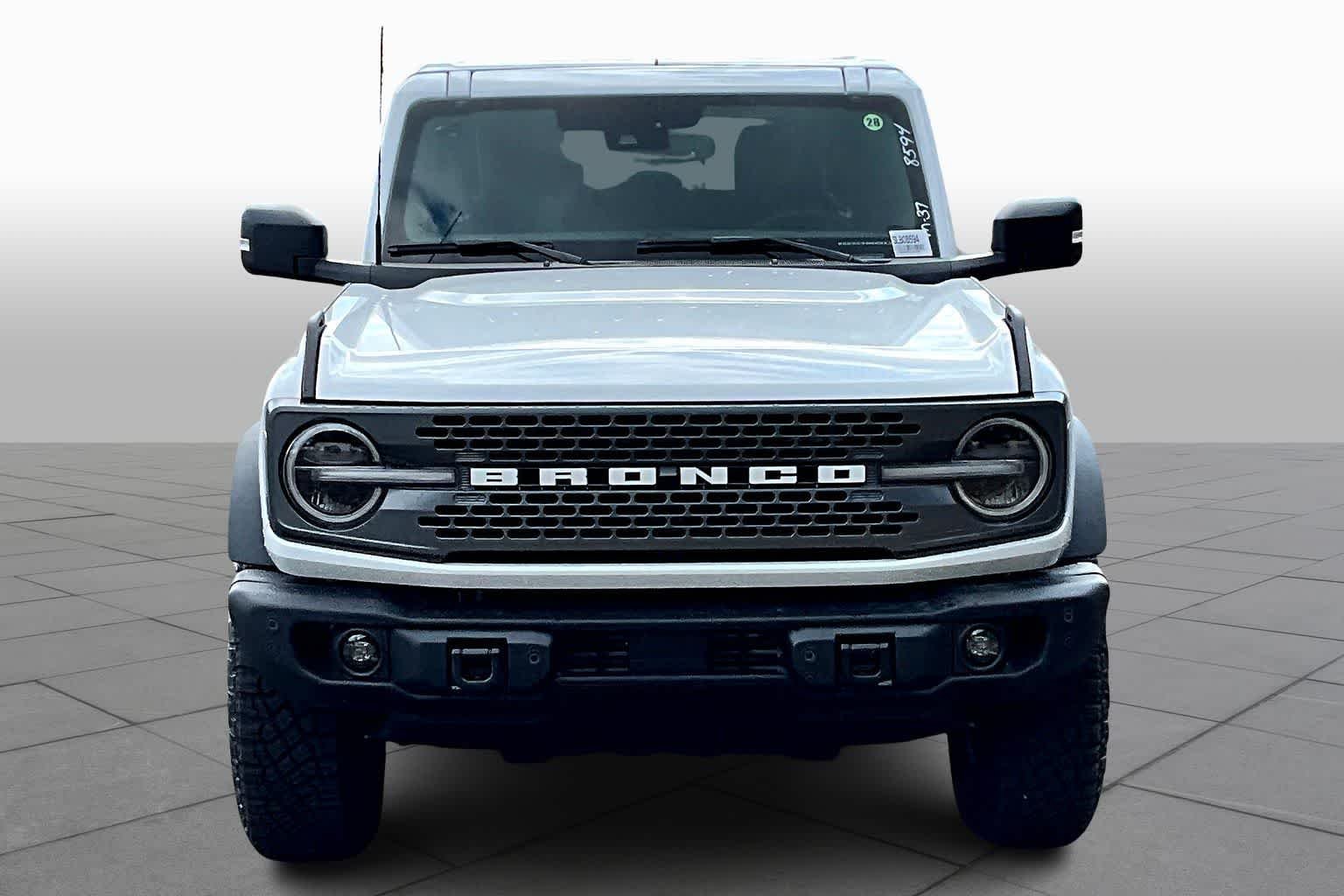 New 2025 Oxford White Ford Badlands® image 3