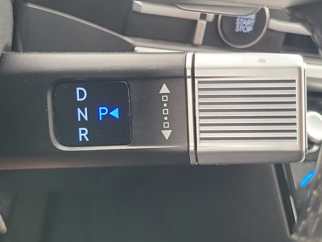 Certified Used 2025 White Hyundai SEL image 11