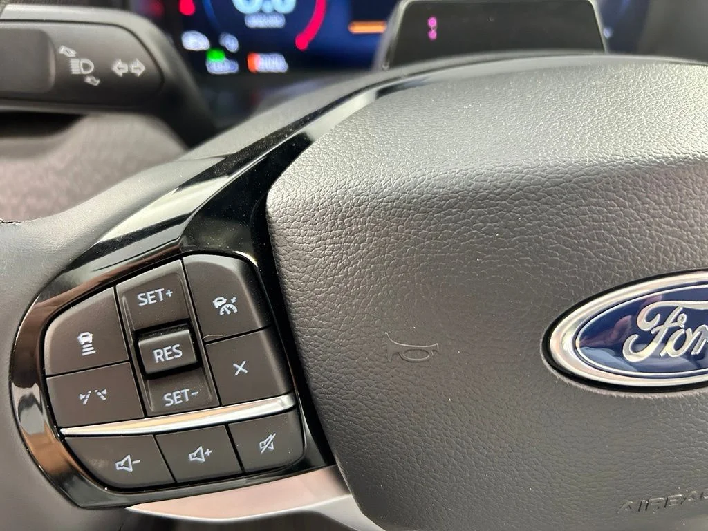 New 2026 Carbonized Gray Metallic Ford Platinum™ image 16