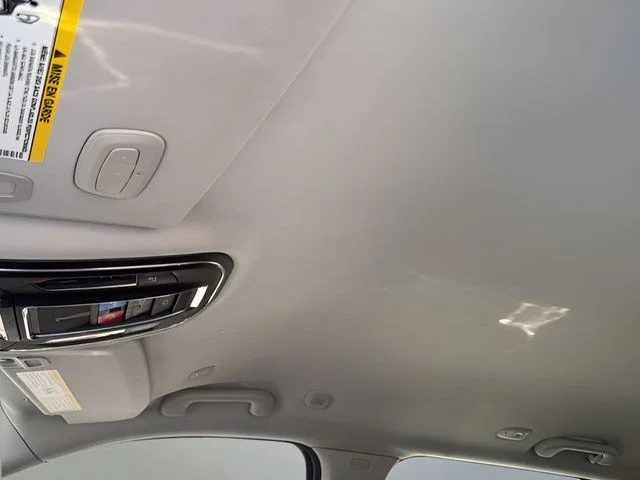 Used 2023 White Jeep Limited image 15