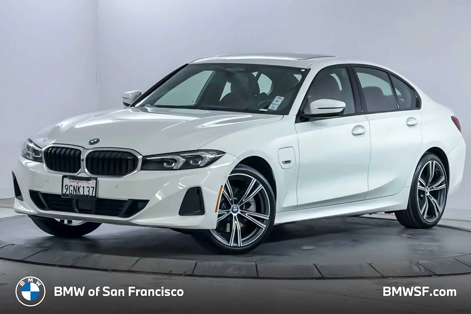 2023 BMW 3 Series 330e Sedan's photo