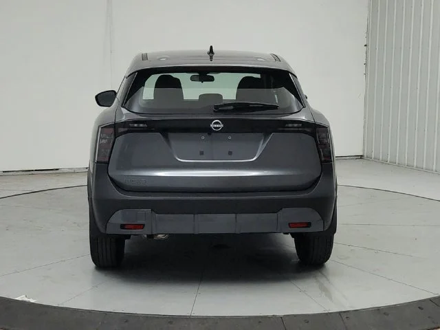 New 2027 Gray Nissan S image 7