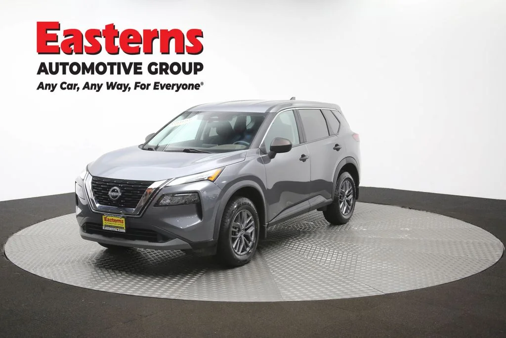 Used 2023 Gray Nissan S image 57