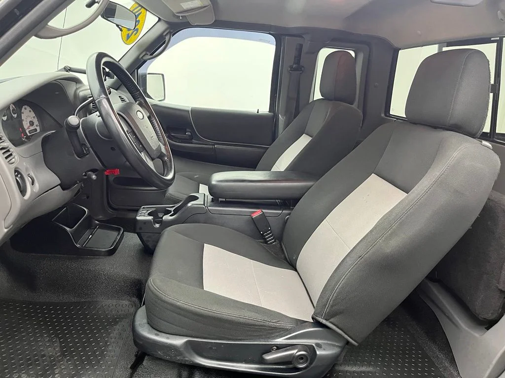 Used 2010  Ford XLT image 20