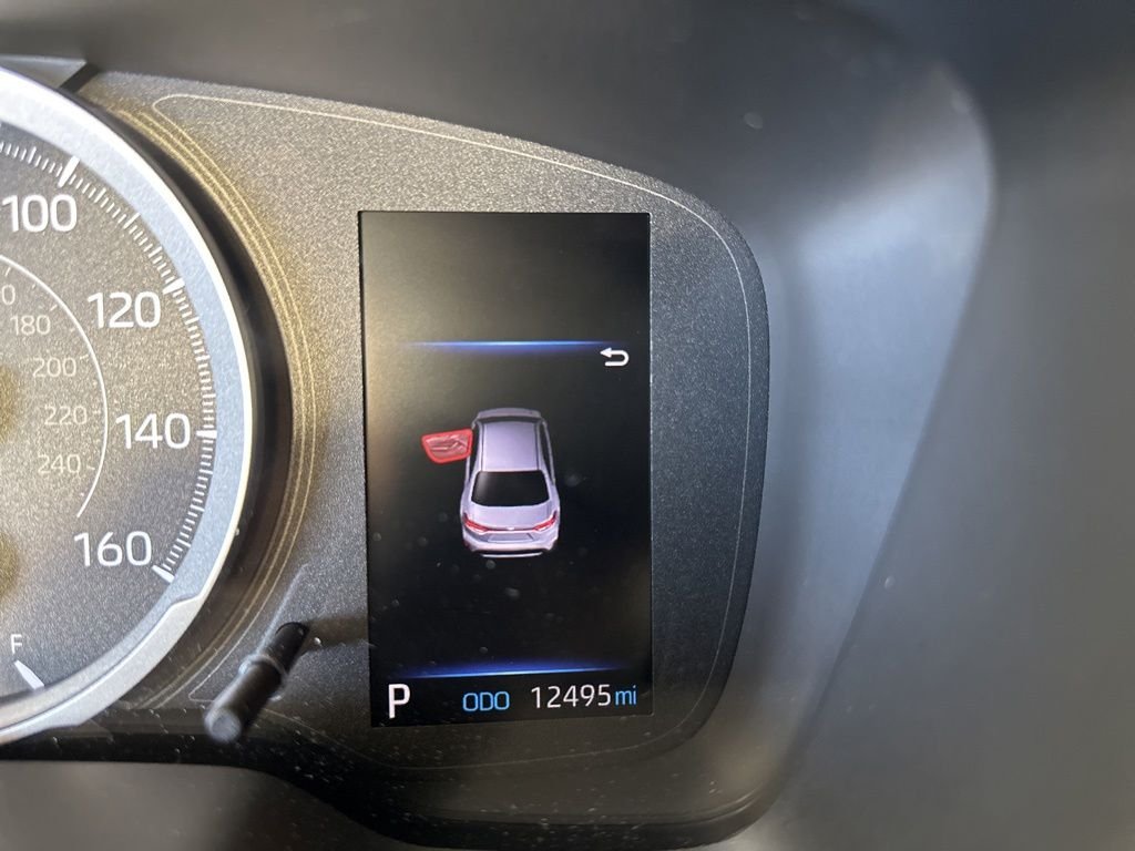 Used 2020 Silver Toyota LE image 16