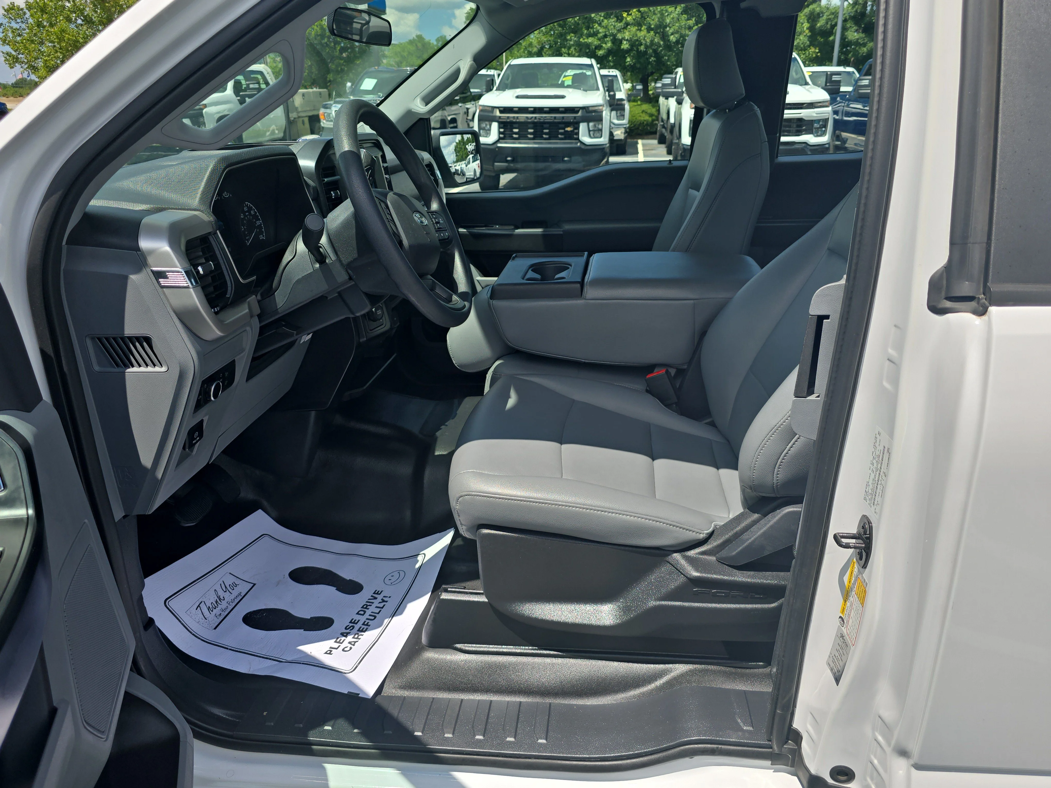 Used 2021 Oxford White Ford XL image 10