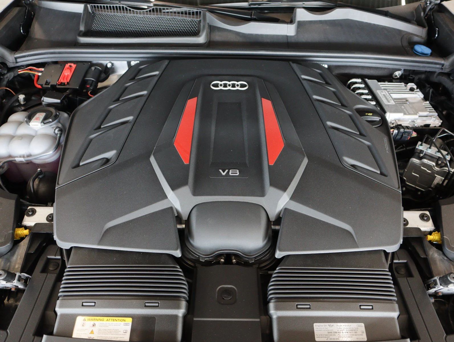 New 2026 Daytona Gray Pearl Effect Audi Prestige image 4