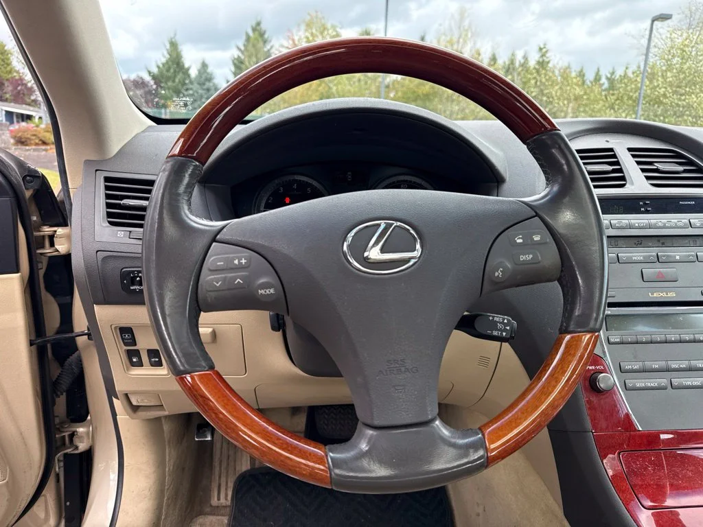 Used 2007 Golden Almond Metallic Lexus 350 image 10
