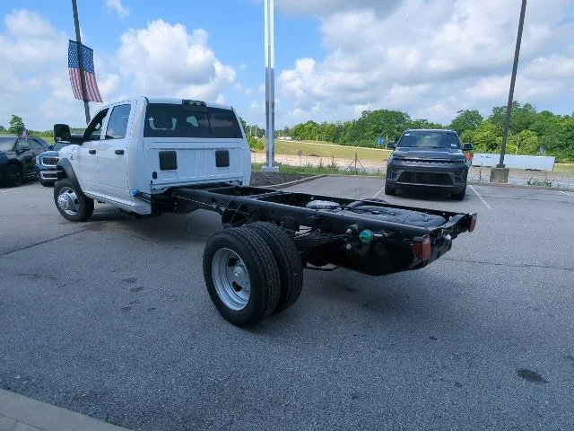 New 2026 Bright White Clearcoat RAM Tradesman image 29