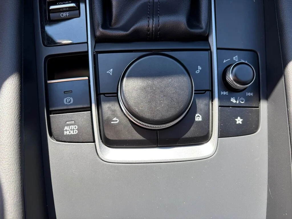 Used 2021 Deep Crystal Blue Mica Mazda GS at image 24