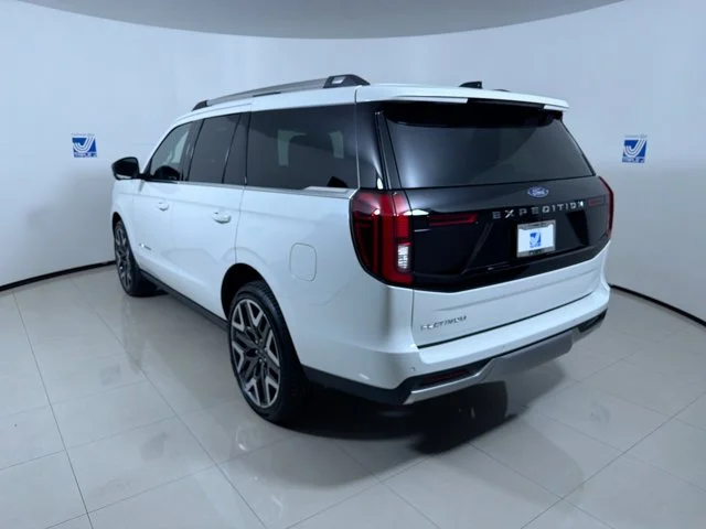 New 2026 STAR WHITE Ford Platinum w/Platinum Ultimate Package image 6