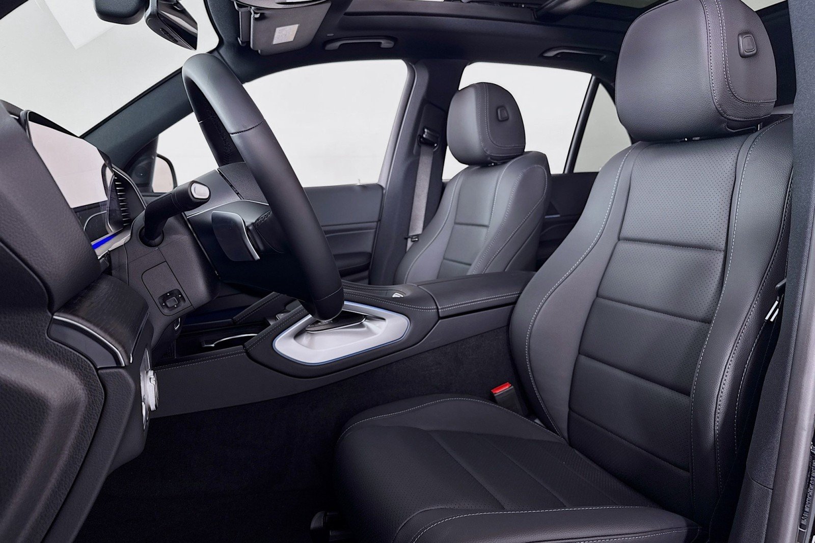 New 2026 Black Mercedes-Benz GLE 350 SUV image 17
