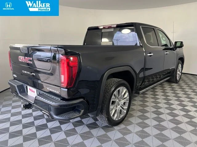 Used 2020 Onyx Black GMC Denali image 8