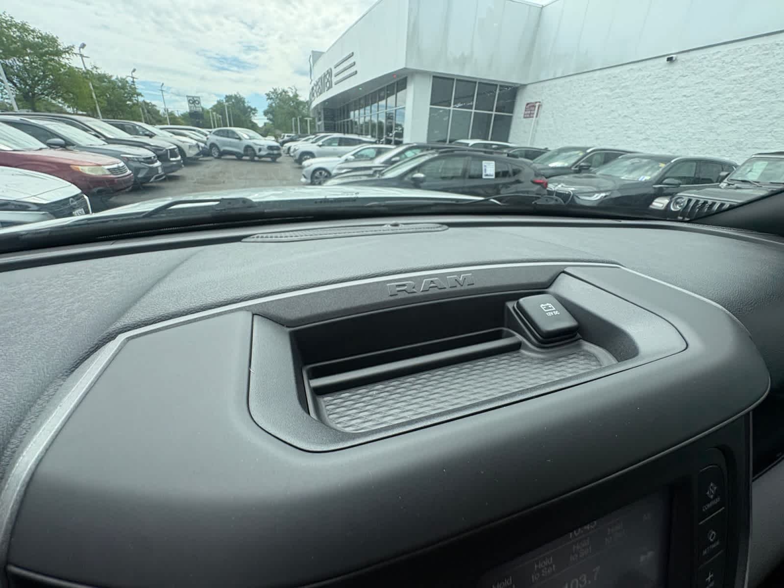 2024 RAM Ram 2500 Pickup Tradesman - Photo 25