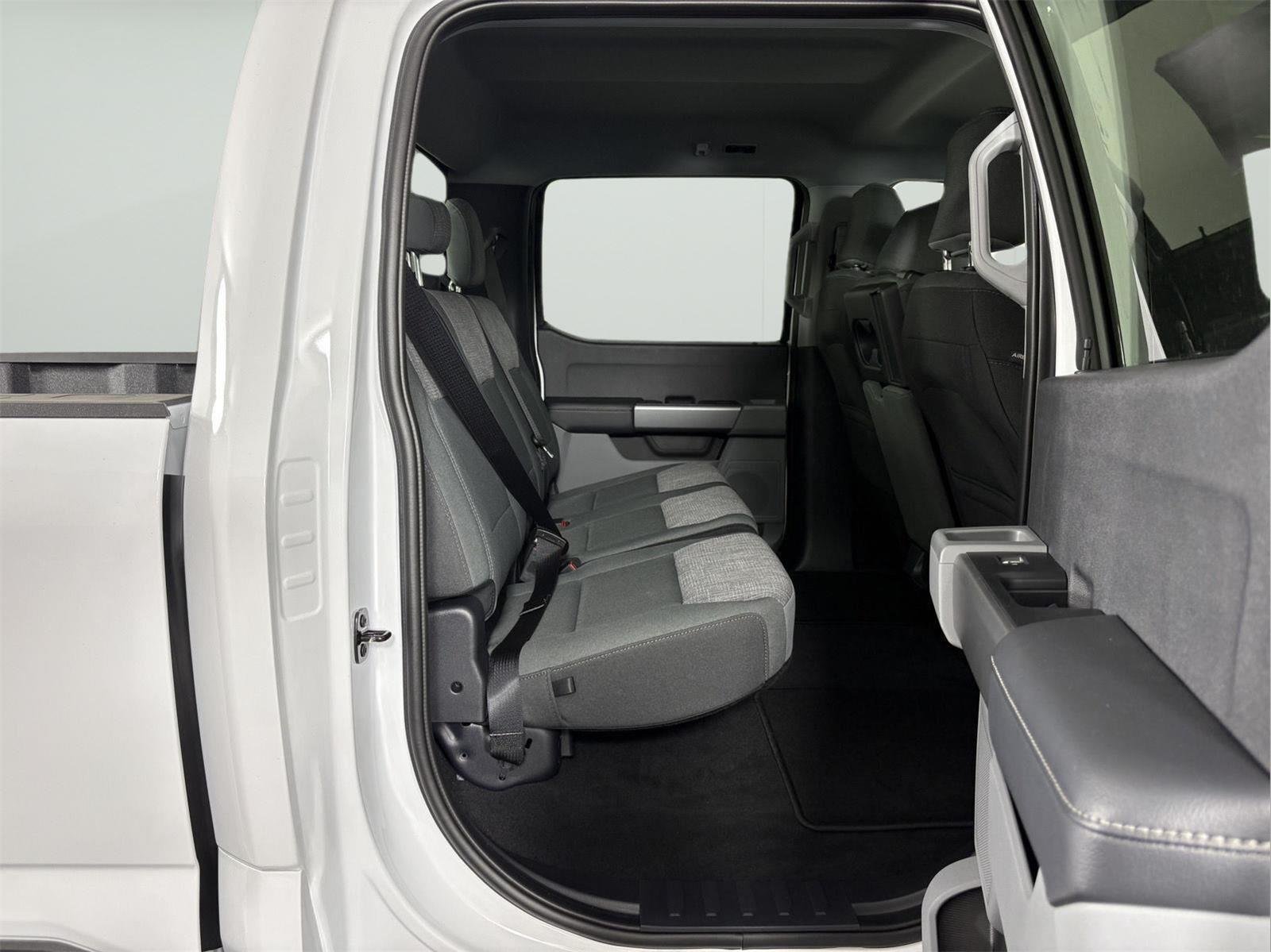 New 2026 Oxford White Ford F-350® XLT image 58