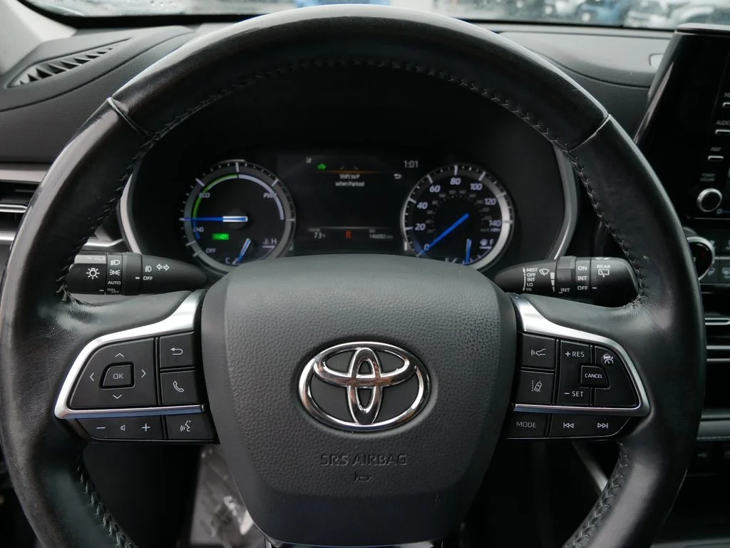 Used 2021 Gray Toyota XLE image 25