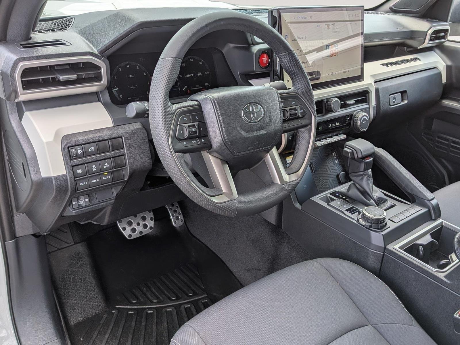Used 2024 Ice Cap TOYOTA  image 10