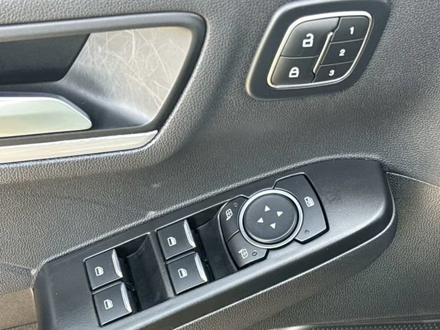 Used 2025 Gray Ford Platinum image 15