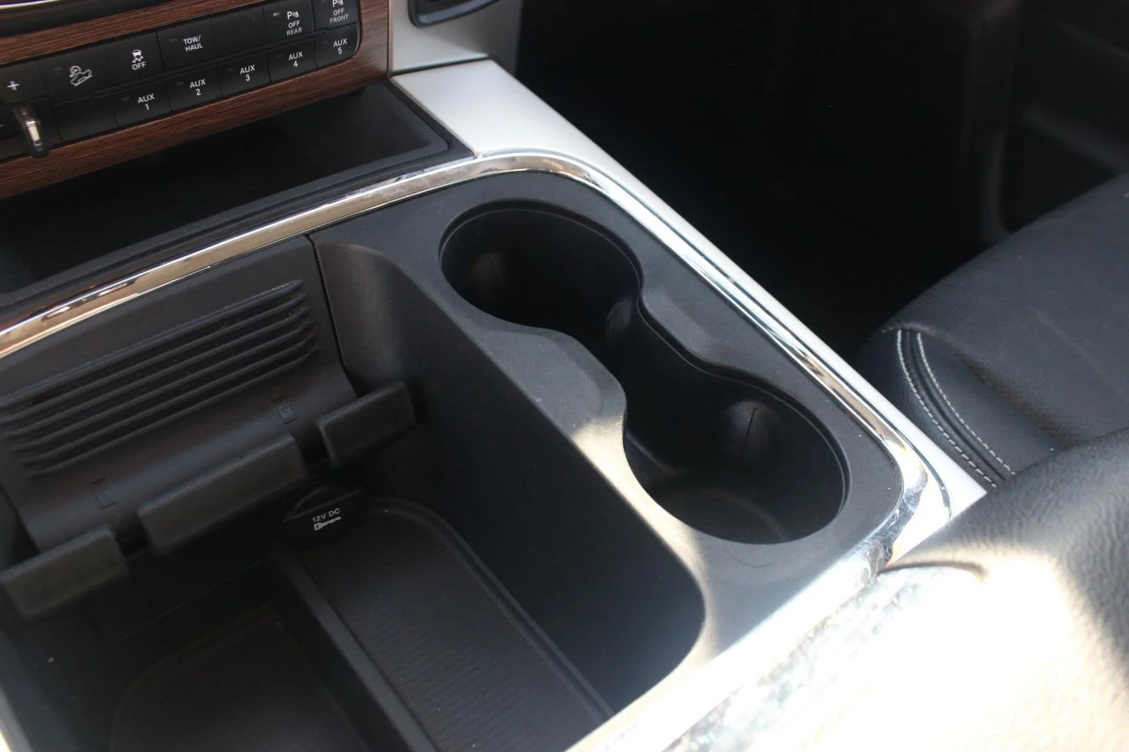 Used 2017 Black Ram Laramie image 23