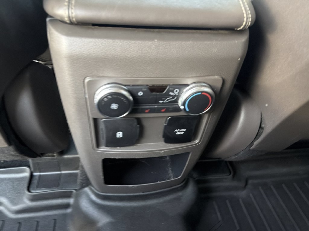 2020 Ford Explorer Platinum - Photo 23