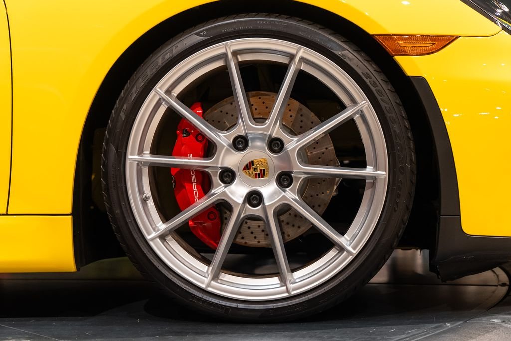 Used 2016 Racing Yellow Porsche Spyder image 15