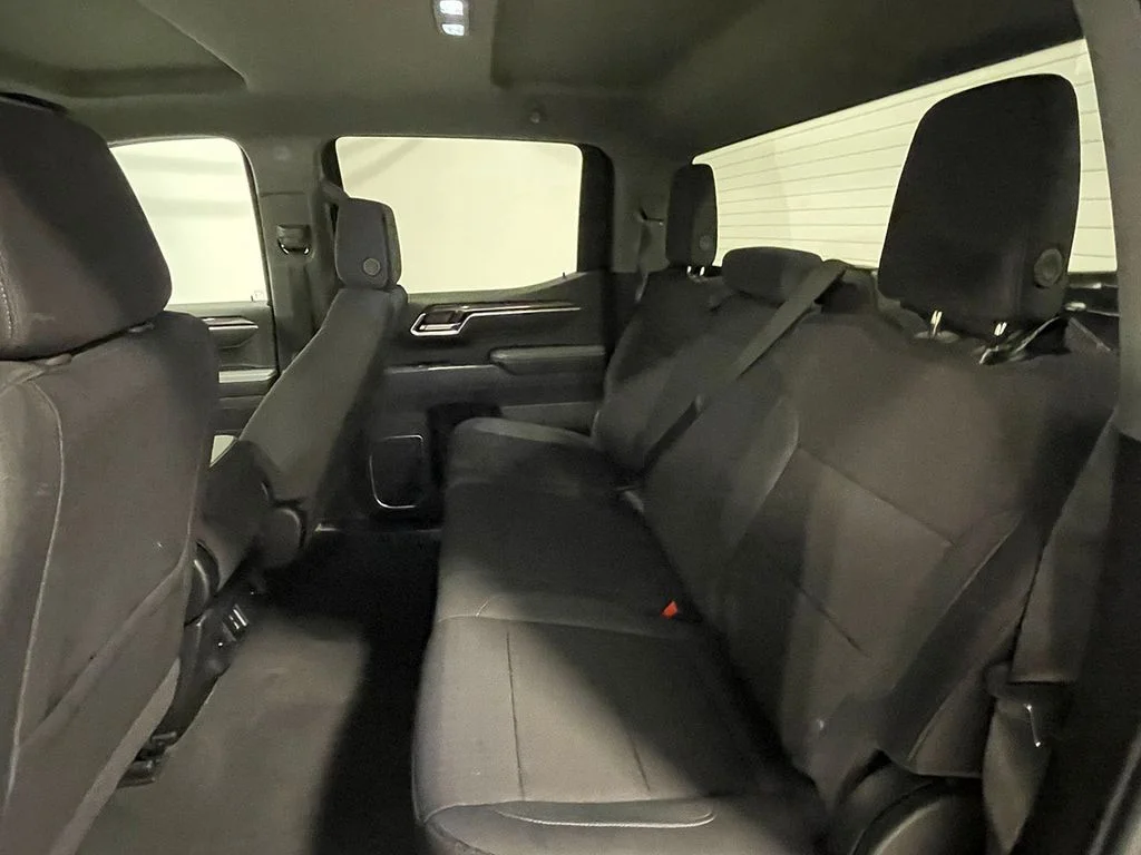 Used 2026 White Chevrolet LT image 18