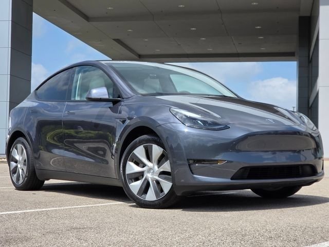 Used 2023 Tesla Model Y Long Range with VIN 7SAYGDEE1PF800461 for sale in Cincinnati, OH