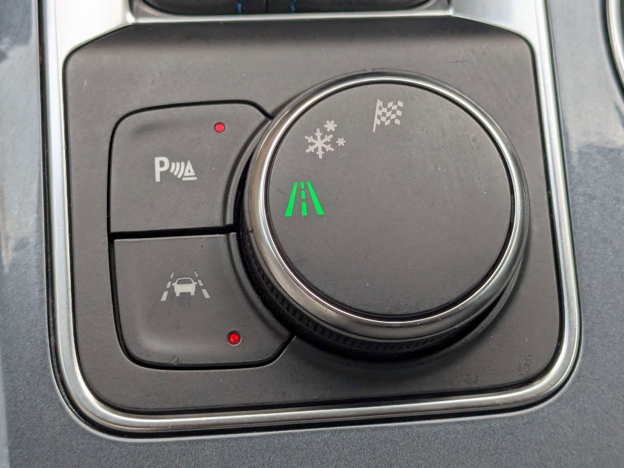 Used 2023 Black Chevrolet RS image 29