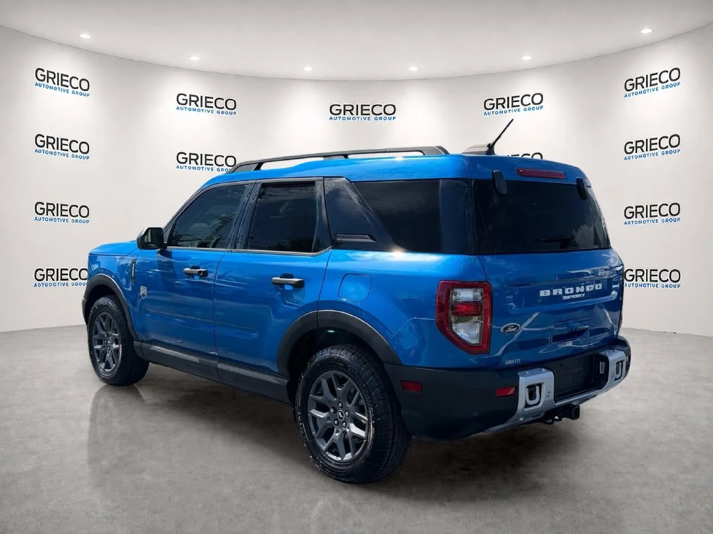 Used 2025 Blue Metallic Ford Big Bend image 5