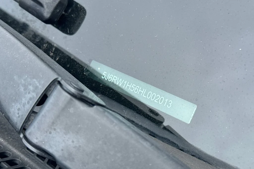 Used 2017  Honda EX image 3
