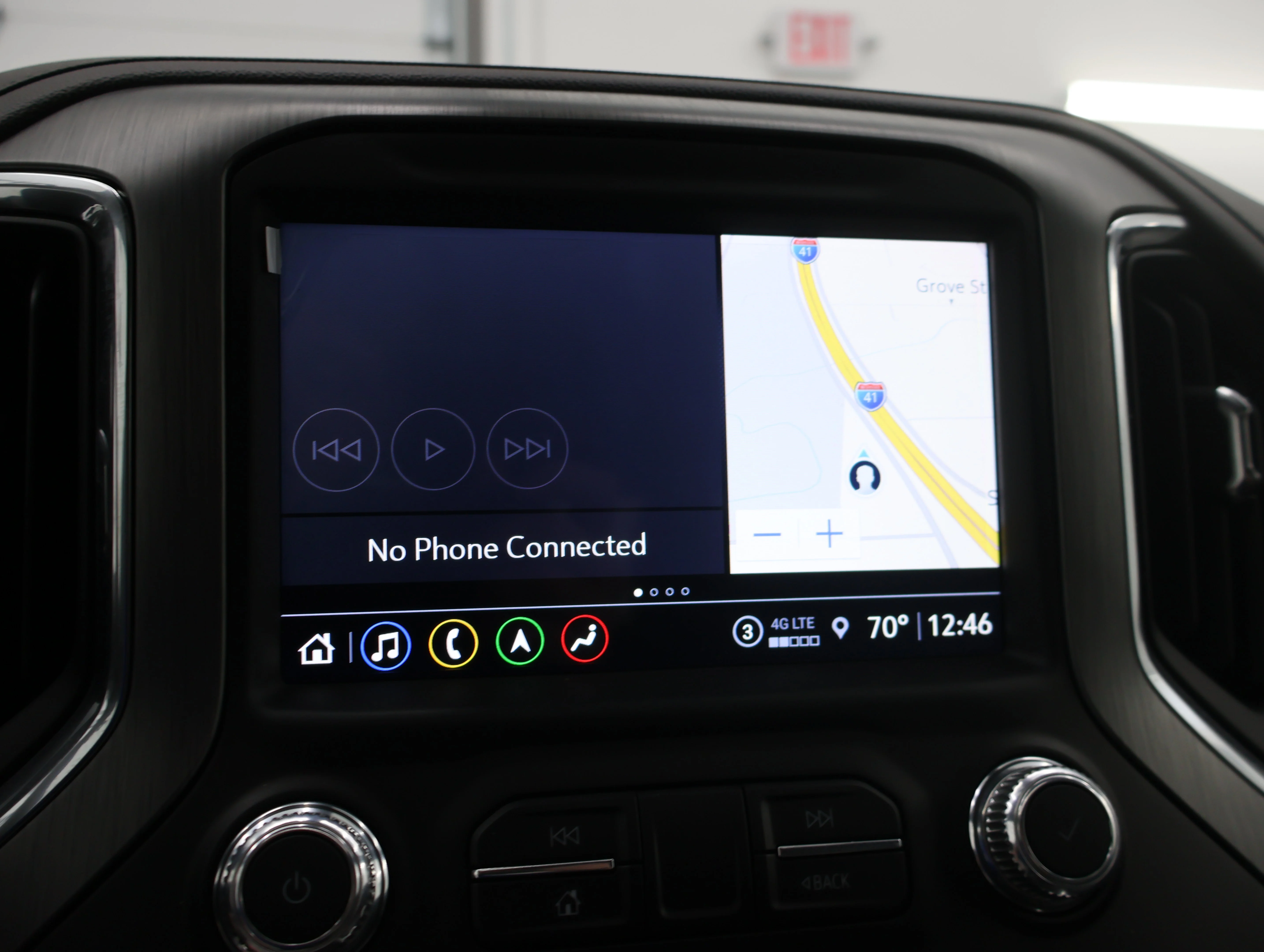 Used 2022 White Frost Tricoat GMC Denali image 61