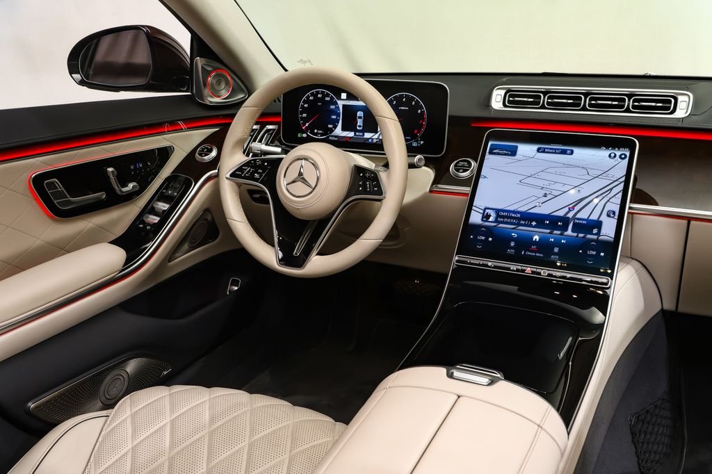 Certified Used 2023  Mercedes-Benz S 580 image 13