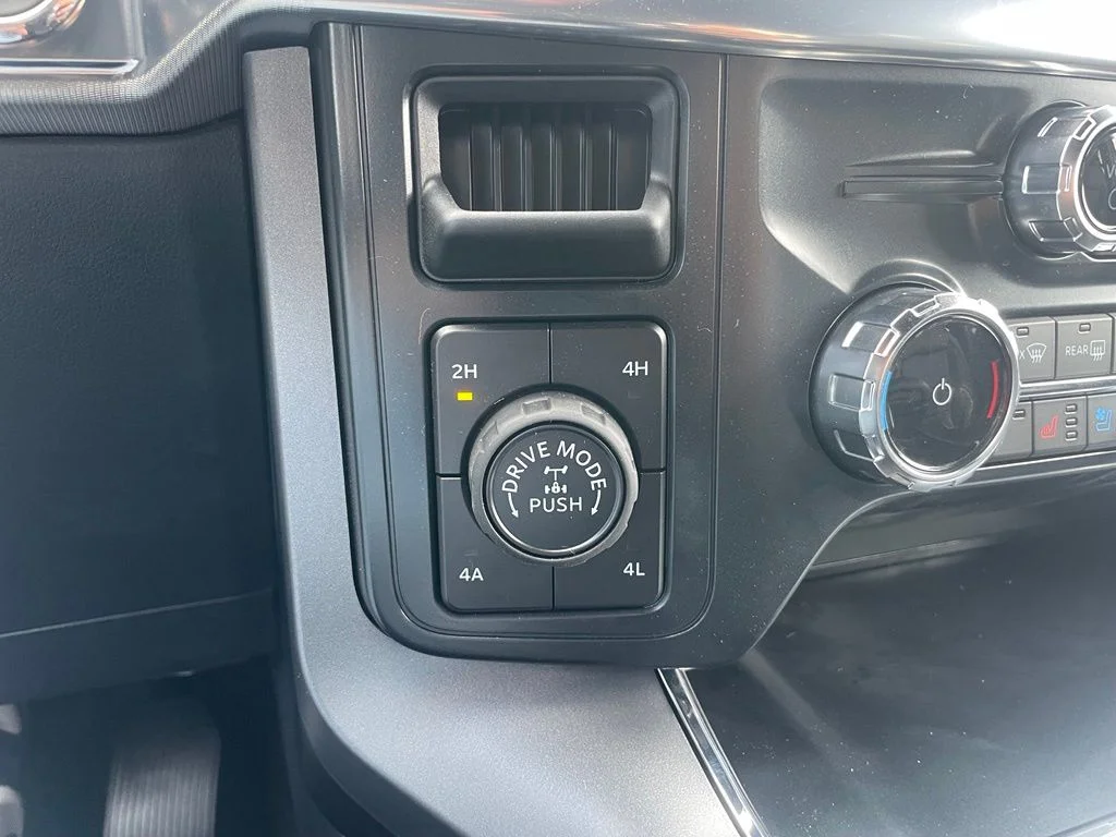 New 2026 Star White Metallic Tri-Coat Ford Lariat® image 11