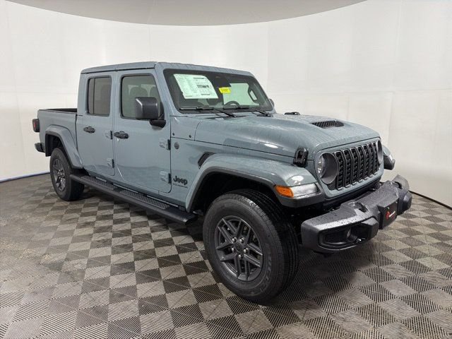 2026 Jeep Gladiator Sport S