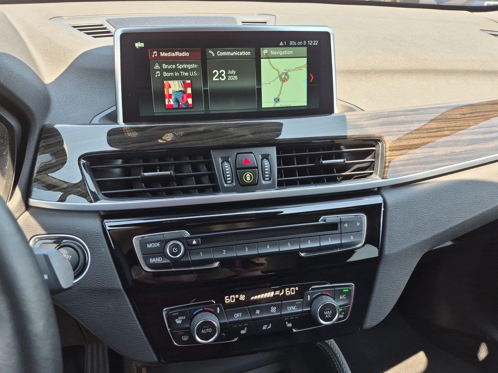 Used 2018 Mineral Gray Metallic BMW xDrive28i image 24