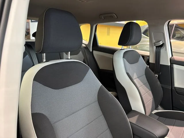 New 2027 Pure White Volkswagen 1.5T S image 14