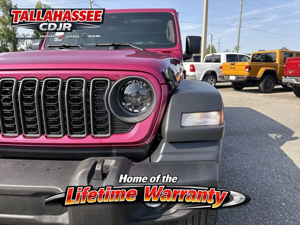 New 2026 Tuscadero Pearl-Coat Exterior Paint Jeep Sport S image 9