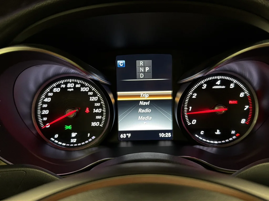 Used 2018 White Mercedes-Benz C 300 image 13