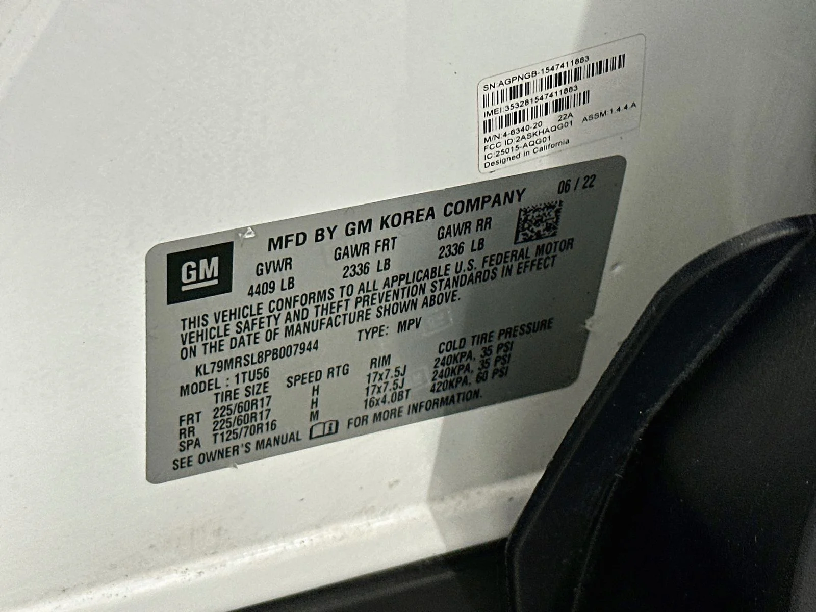 Used 2023 Summit White Chevrolet LT image 32