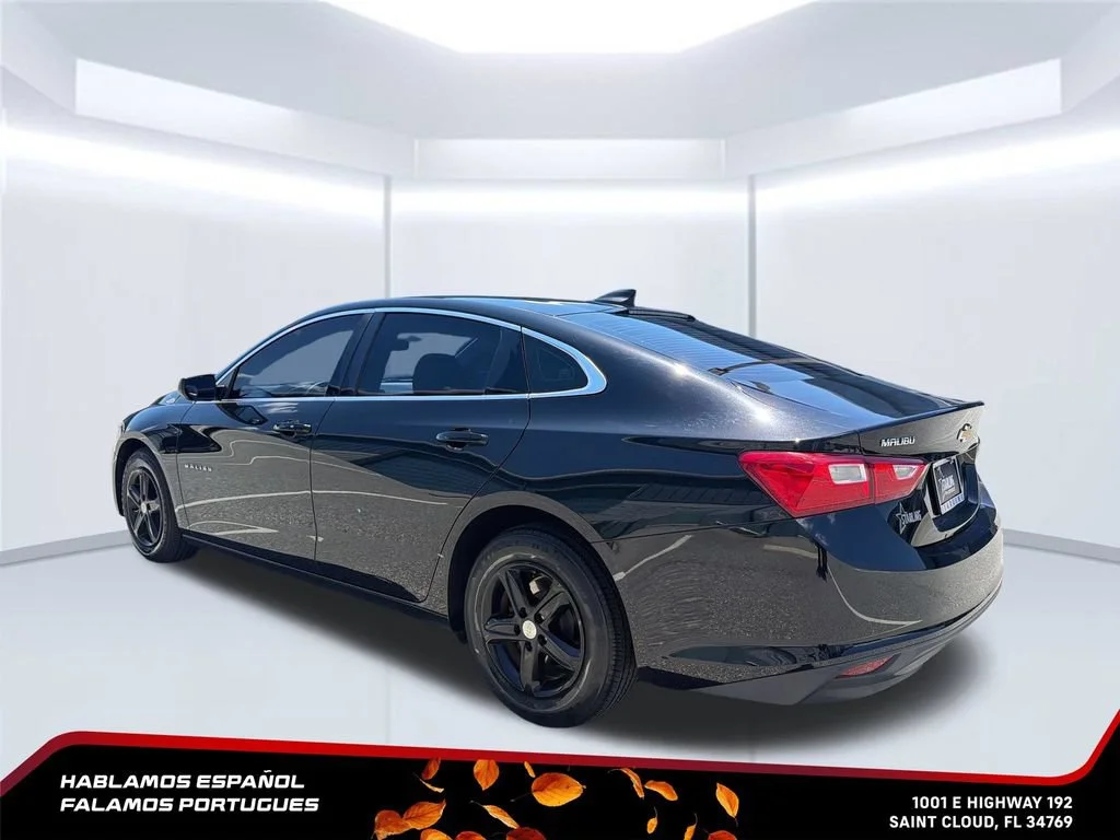 Used 2022 MOSAIC BLACK METALLIC Chevrolet LS image 3