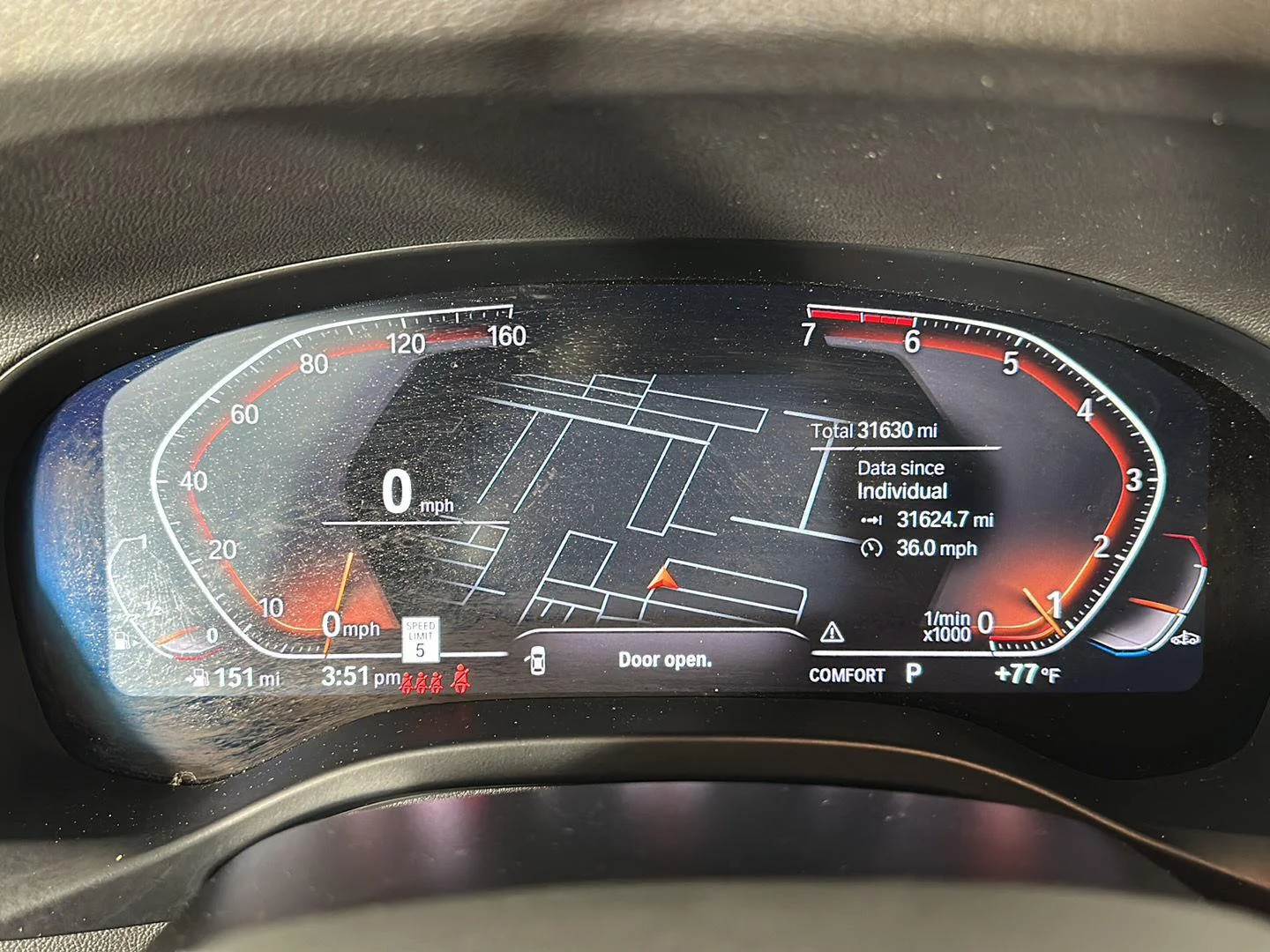 Used 2024 Skyscraper Grey Metallic BMW xDrive30i image 15