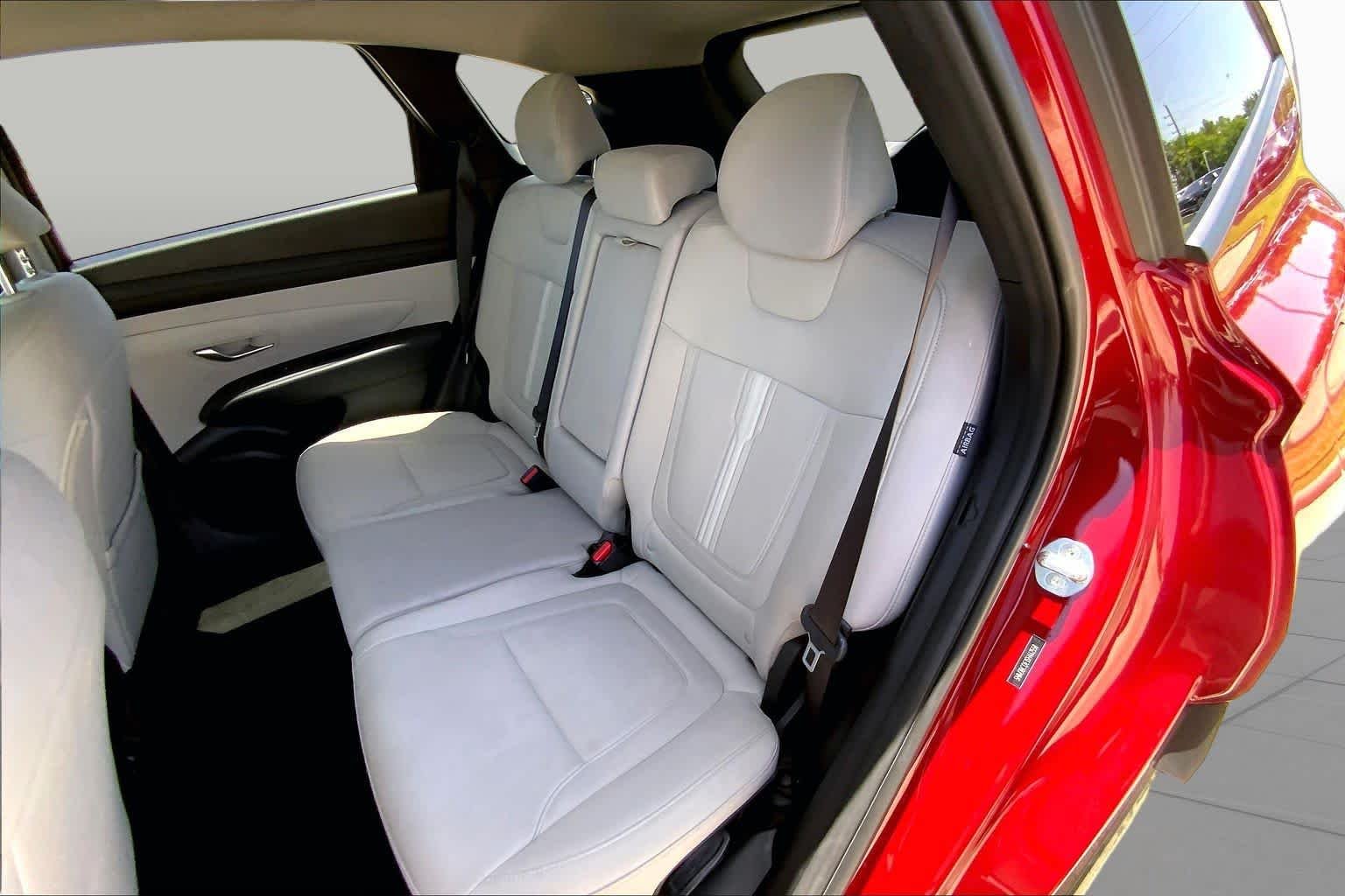 Used 2025 Ultimate Red Hyundai SEL image 20