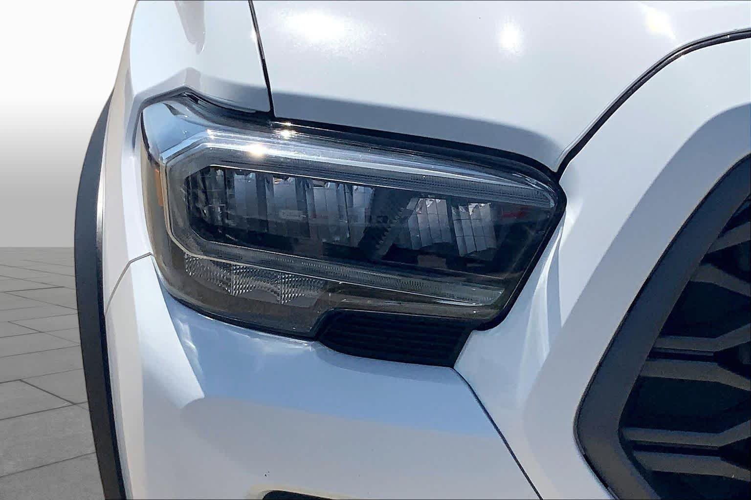 Certified Used 2021 Super White Toyota TRD Off Road image 28