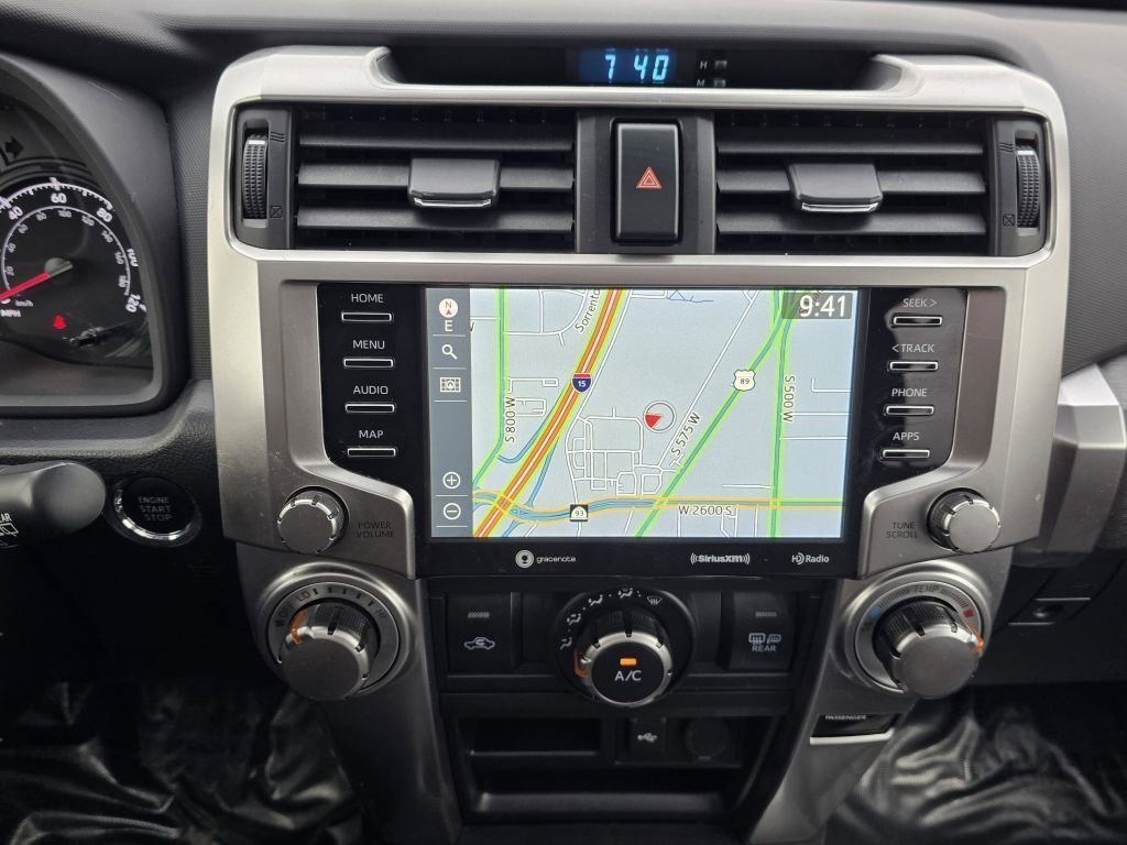Used 2020 Magnetic Gray Metallic Toyota SR5 Premium image 5