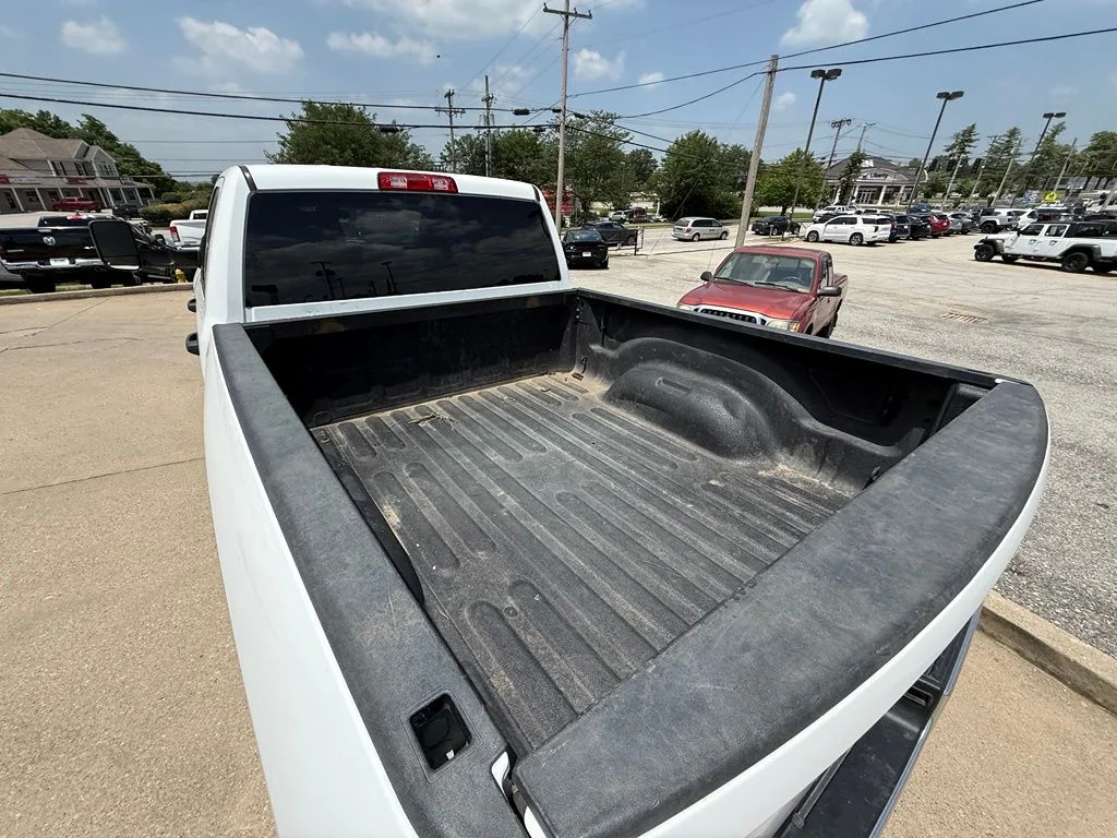 Used 2022 White Ram Big Horn image 9