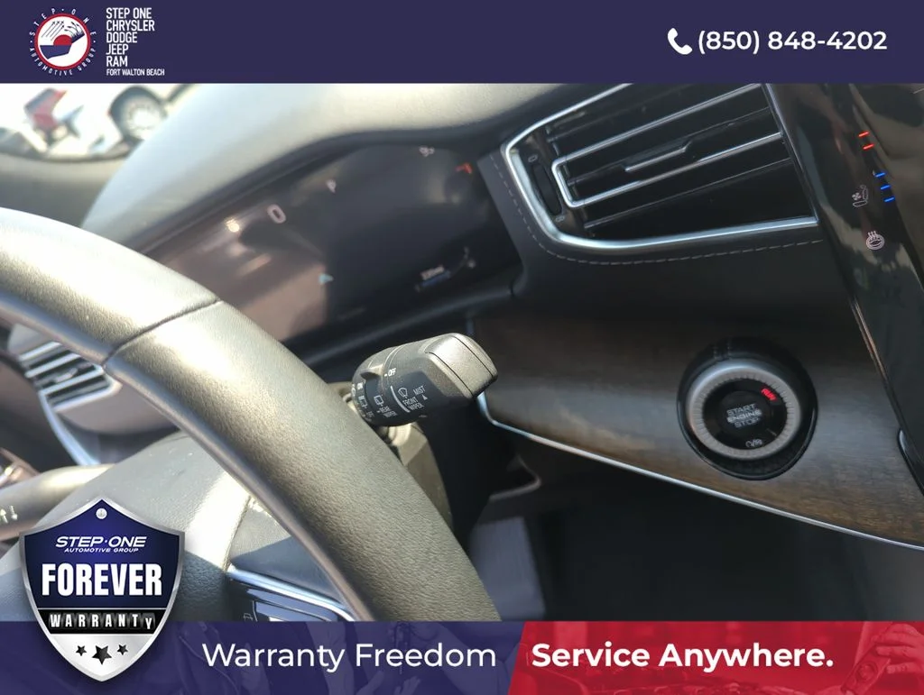 Used 2024 Black Jeep Base image 23