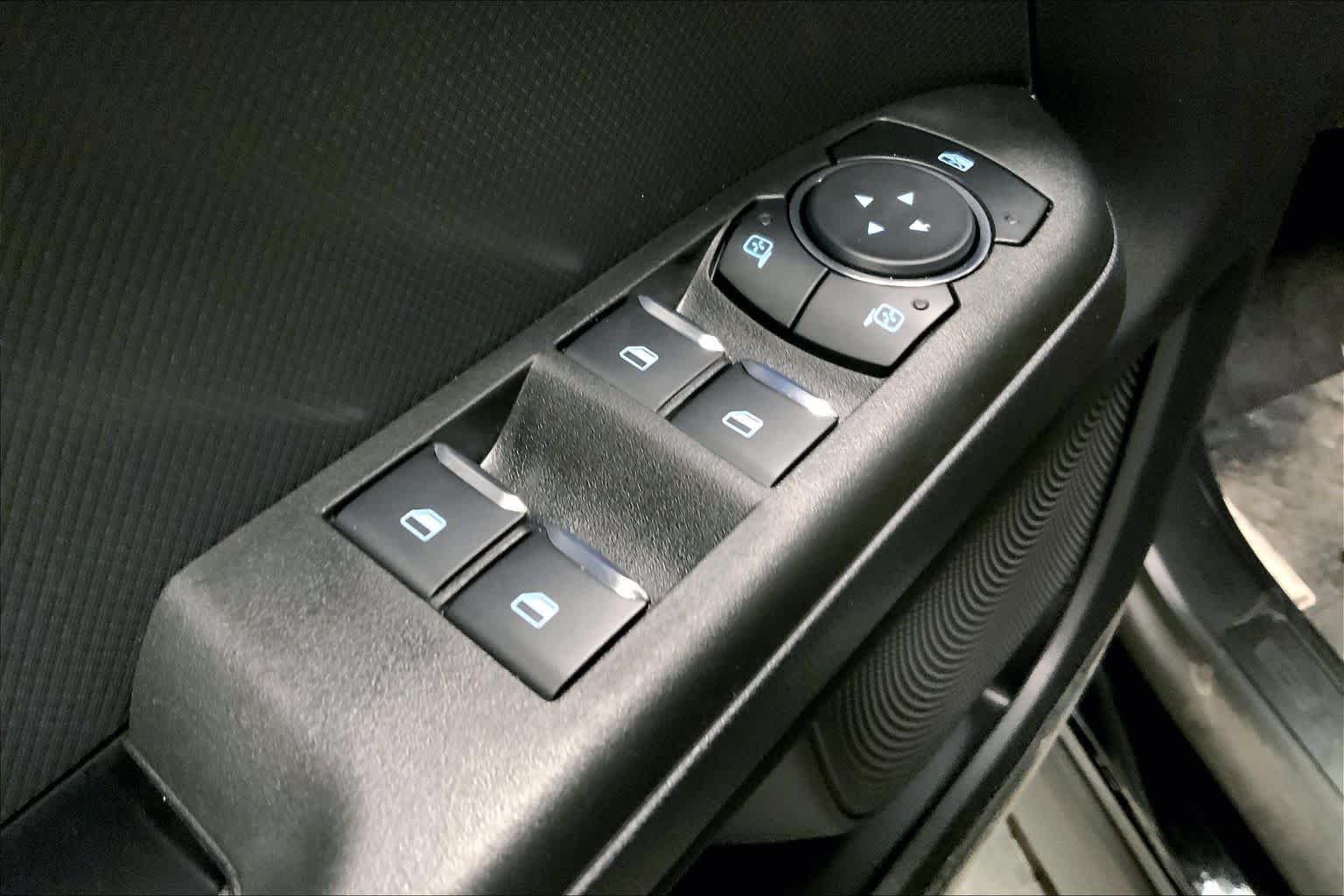 New 2026 Shadow Black Ford Outer Banks® image 17