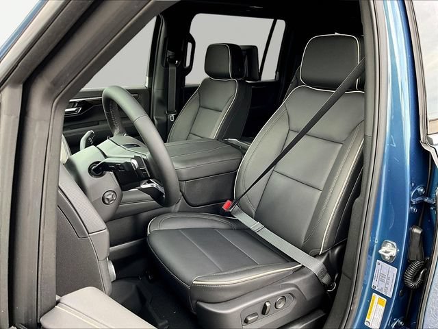 2026 Chevrolet Suburban Premier - Photo 9