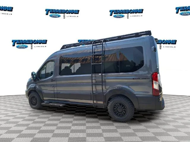 New 2026 Carbonized Gray Metallic Ford Cargo Van image 40